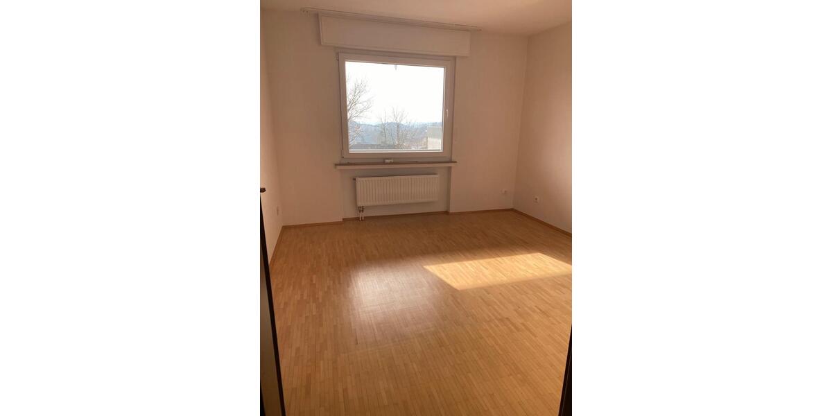 Etagenwohnung Lüdenscheid Othlinghausen - 3 Zimmer, 88 m&sup2;, 960&euro; | Angebot:25838712