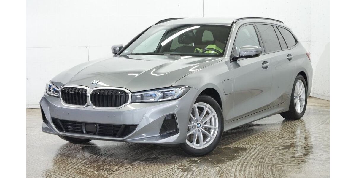 BMW 330 27.166 km 39.940 &euro; Bochum 44809
