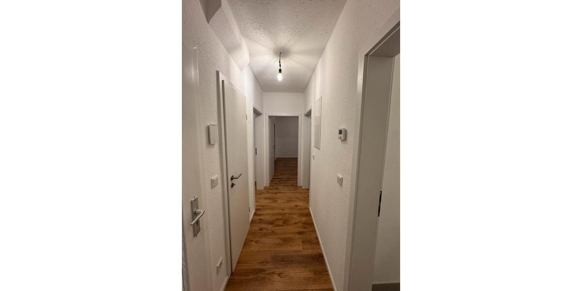 Dachgeschoßwohnung Ennepetal - 3 Zimmer, 56 m&sup2;, 670&euro; | Angebot:25278441