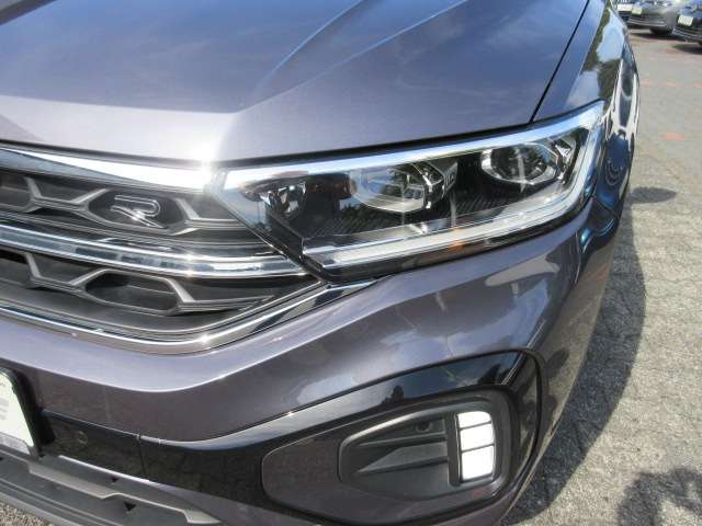 VW T-Roc Cabrio R-Line 1.5 TSI DSG NAVI KAMERA KEYLES 43.835 km 29.988 &euro; Bergkamen 59192