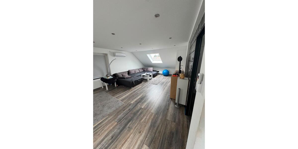 Dachgeschoßwohnung Menden (Sauerland) Bösperde - 3 Zimmer, 100 m&sup2;, 750&euro; | Angebot:27629192
