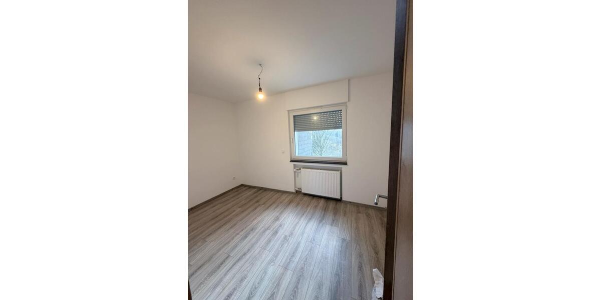 Etagenwohnung Iserlohn Grüne - 3 Zimmer, 65 m&sup2;, 125.000&euro; | Angebot:26041826