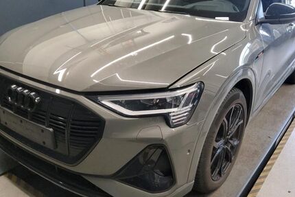Audi e-tron 58.654 km 40.159 &euro; Hagen 58091