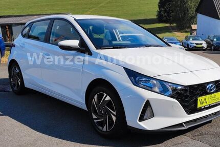 Hyundai i20 28.148 km 14.995 &euro; Halver 58553