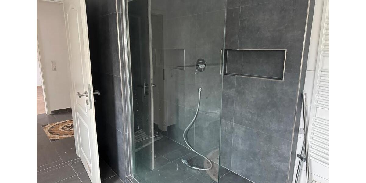 Dachgeschoßwohnung Lüdenscheid - 3 Zimmer, 80 m&sup2;, 650&euro; | Angebot:25139504