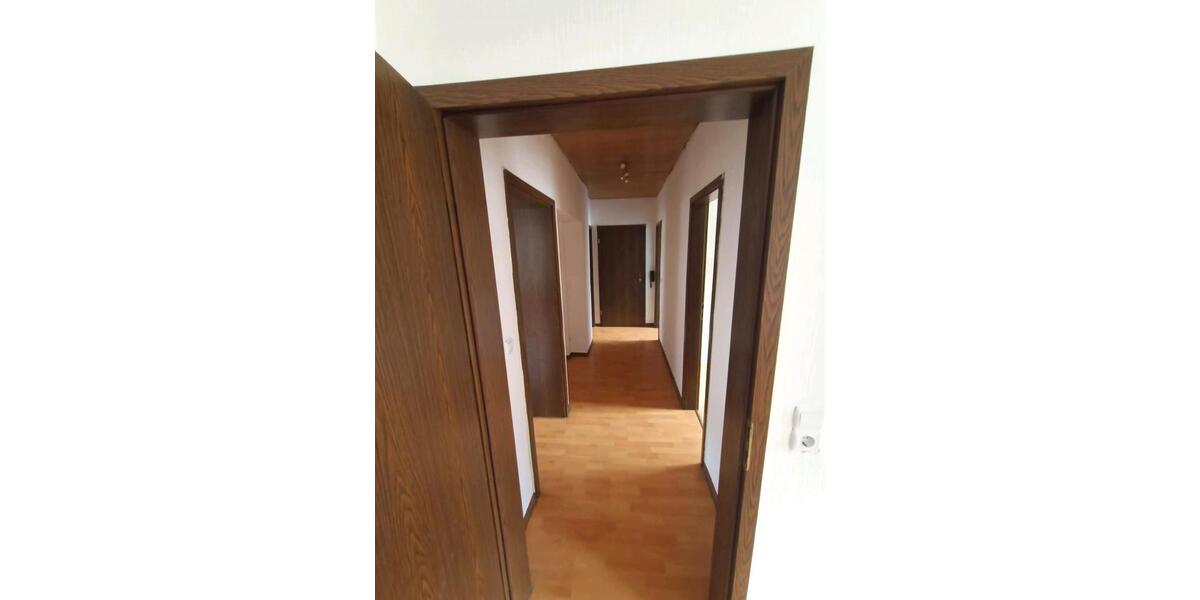 Etagenwohnung Werdohl - 3 Zimmer, 80 m&sup2;, 850&euro; | Angebot:26359722