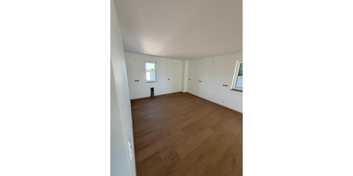 Erdgeschoßwohnung Fröndenberg (Ruhr) - 3 Zimmer, 82 m&sup2;, 960&euro; | Angebot:27565671