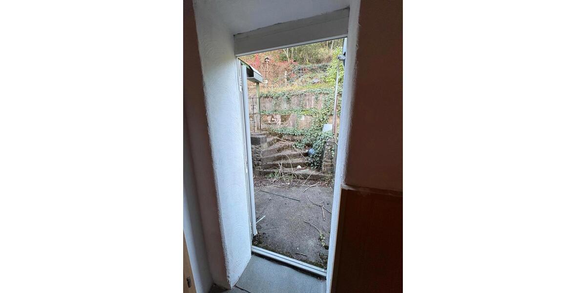 Mehrfamilienhaus, Wohnhaus Altena - 9 Zimmer, 180 m&sup2;, 1.440&euro; | Angebot:27614920