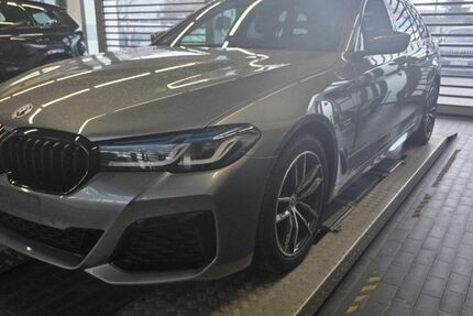 BMW 530 61.446 km 37.565 &euro; Hagen 58091