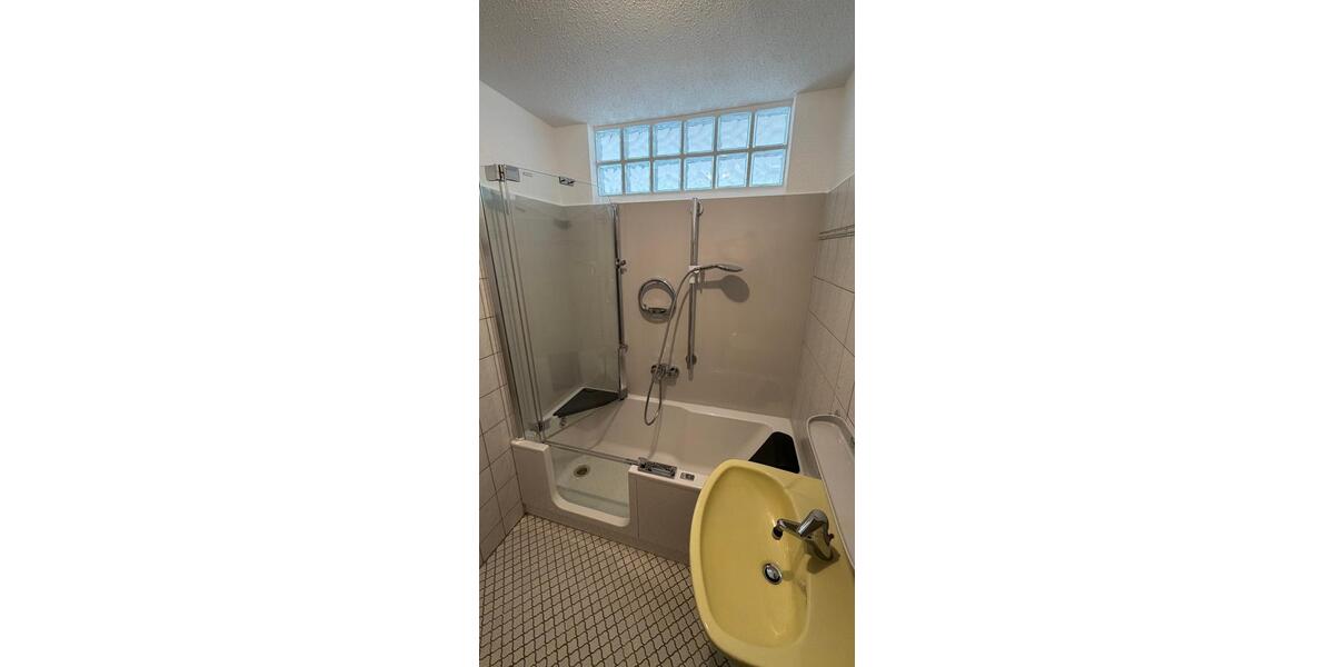 Etagenwohnung Lüdenscheid Staberg - 4 Zimmer, 89 m&sup2;, 170.000&euro; | Angebot:23839445