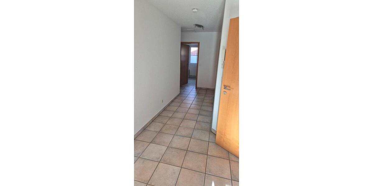 Dachgeschoßwohnung Werl - 3 Zimmer, 90 m&sup2;, 975&euro; | Angebot:25887325