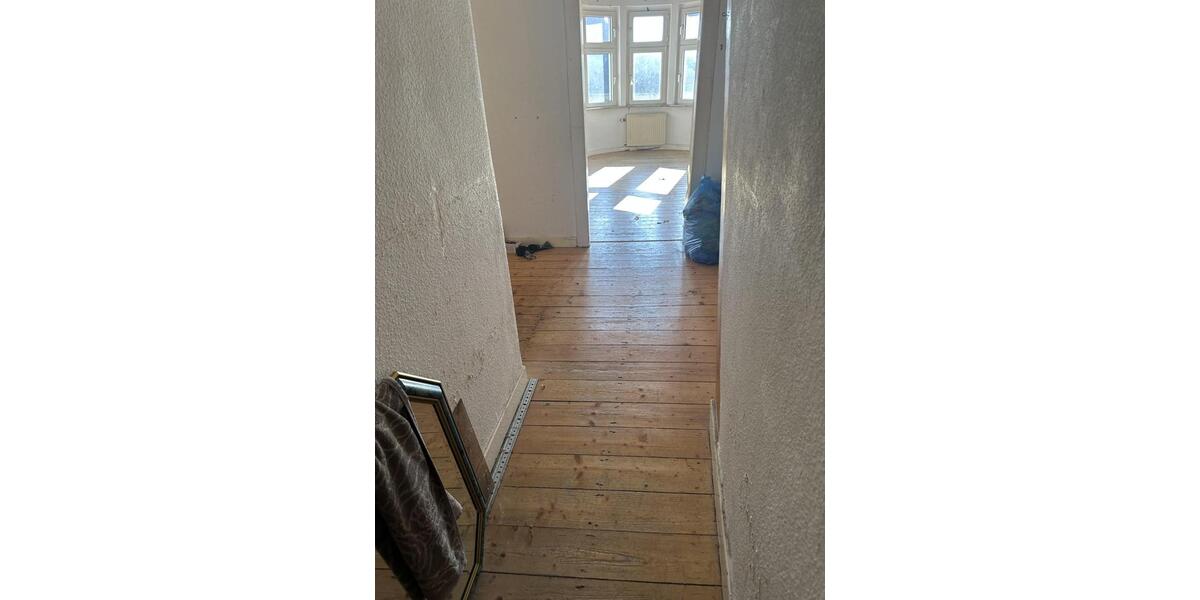 Dachgeschoßwohnung Schwerte - 3 Zimmer, 75 m&sup2;, 550&euro; | Angebot:25650428