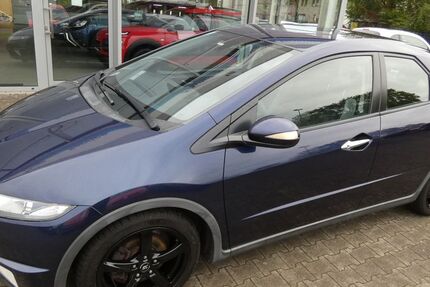 Honda Civic 95.000 km 5.699 &euro; Bergkamen 59192