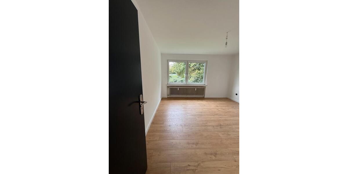 Hochparterre Waltrop - 3 Zimmer, 80 m&sup2;, 768&euro; | Angebot:27567376