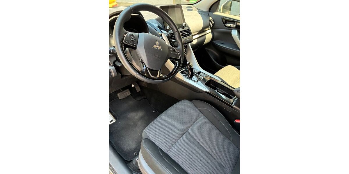 Mitsubishi Eclipse Cross 34.000 km 18.900 &euro; Dortmun 44319