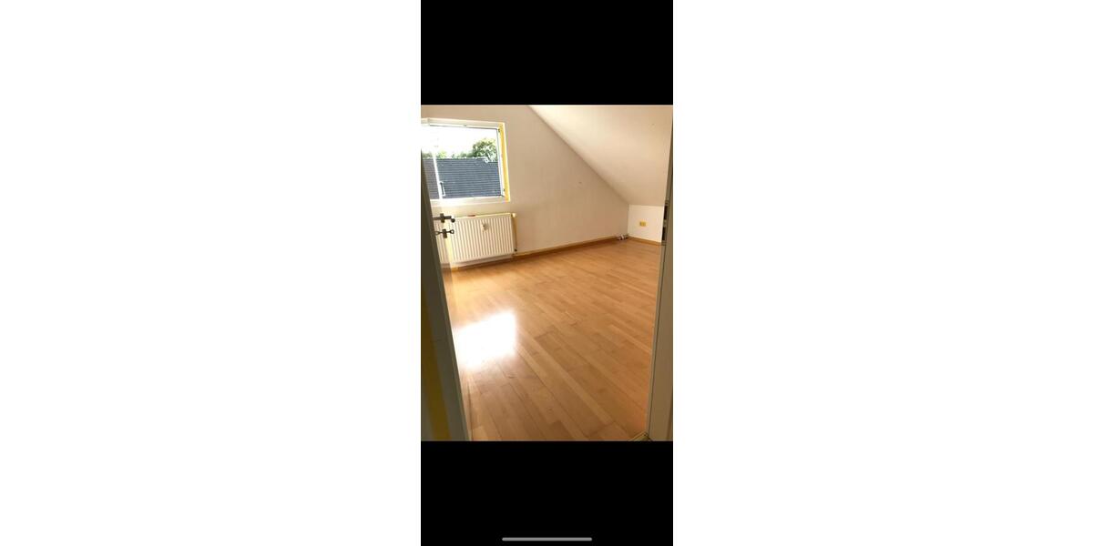 Dachgeschoßwohnung Dortmund Eving - 3.5 Zimmer, 85 m&sup2;, 800&euro; | Angebot:25150019