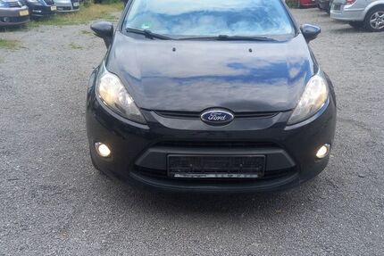 Ford Fiesta 136.100 km 3.550 &euro; Dortmund 44309