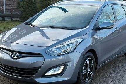 Hyundai i30 130.355 km 7.250 &euro; Dortmund 44149