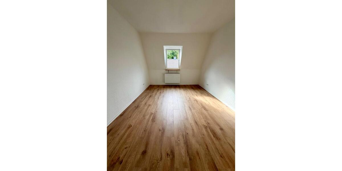 Dachgeschoßwohnung Schwelm - 3 Zimmer, 64 m&sup2;, 640&euro; | Angebot:27582556