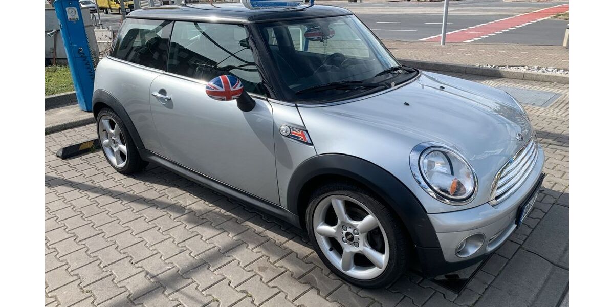 Mini Cooper 136.000 km 5.900 &euro; Dortmund 44145