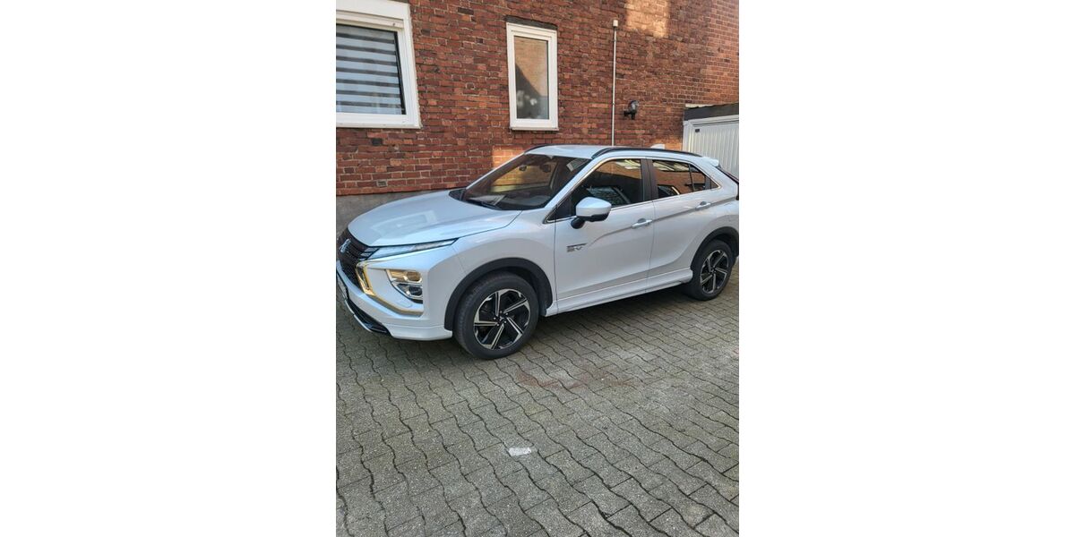 Mitsubishi Eclipse Cross 90.000 km 19.100 &euro; Herne 44629
