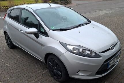 Ford Fiesta 160.000 km 3.900 &euro; Ense 59469