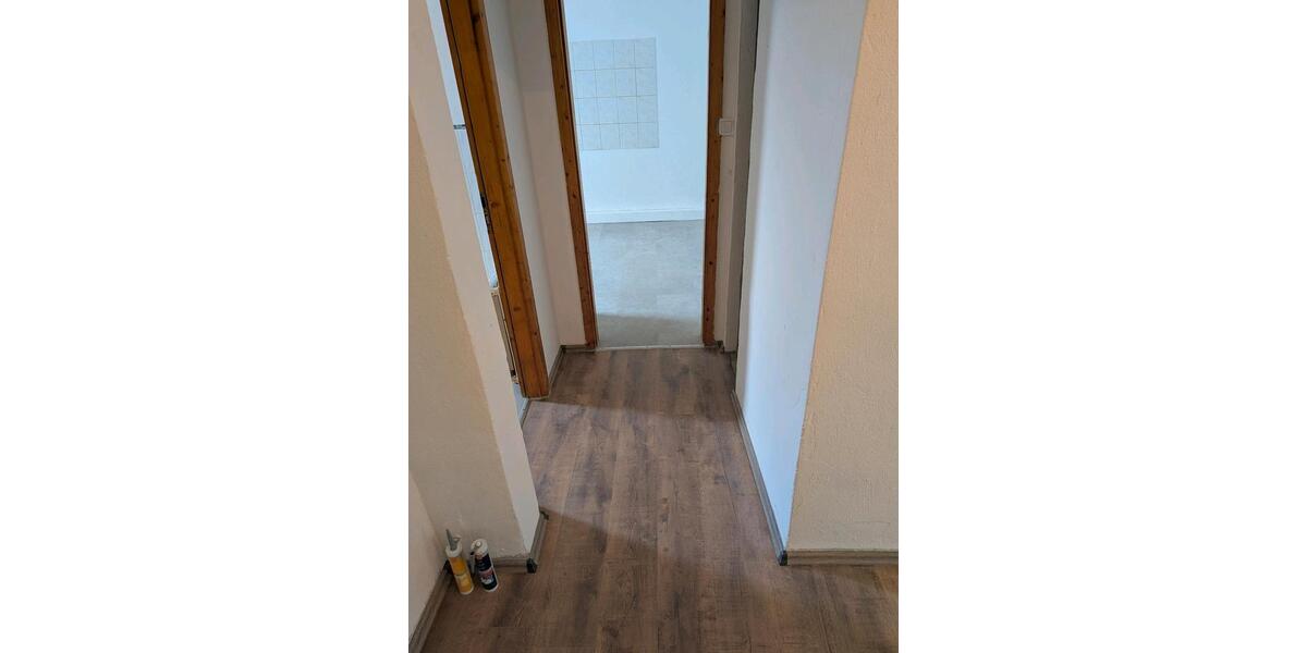 Etagenwohnung Schwelm - 4 Zimmer, 110 m&sup2;, 1.200&euro; | Angebot:25943765