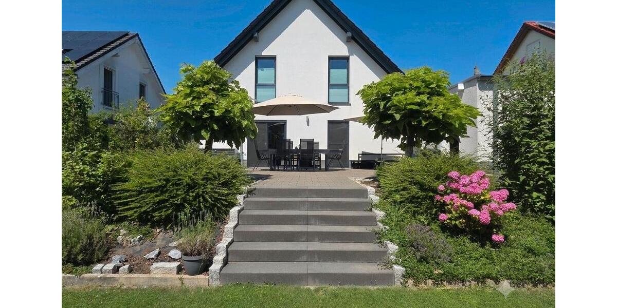 Einfamilienhaus Ense - 5 Zimmer, 155 m&sup2;, 1.850&euro; | Angebot:27615896