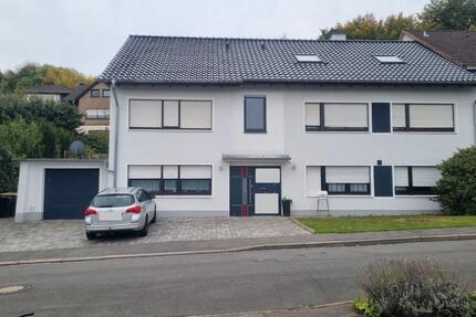 Haus Iserlohn Grüne - 11.5 Zimmer, 270 m&sup2;, 500.000&euro; | Angebot:26074613