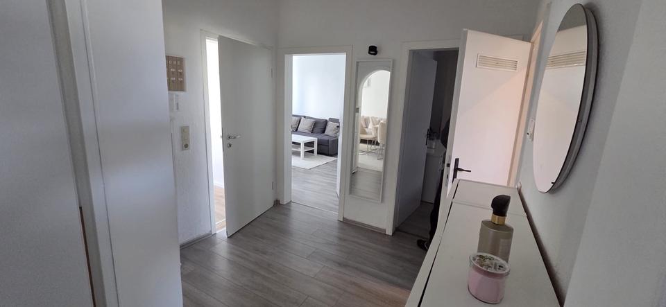 Etagenwohnung Hagen - 3 Zimmer, 75 m&sup2;, 900&euro; | Angebot:25794772