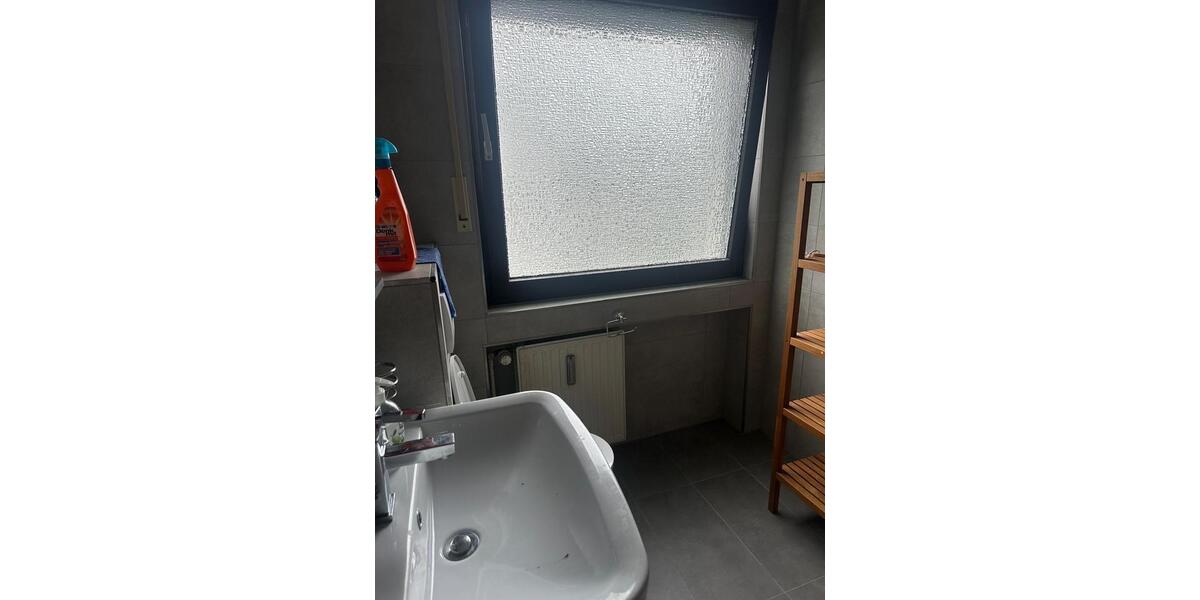 Etagenwohnung Dortmund Mengede - 3 Zimmer, 90 m&sup2;, 1.300&euro; | Angebot:25280119