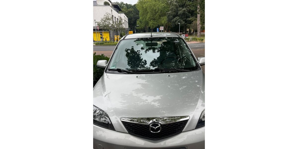 Mazda 2 185.000 km 1.899 &euro; Datteln 45711