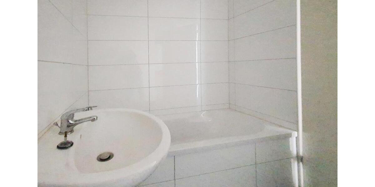 Etagenwohnung Werdohl - 3 Zimmer, 71 m&sup2;, 355&euro; | Angebot:24298840