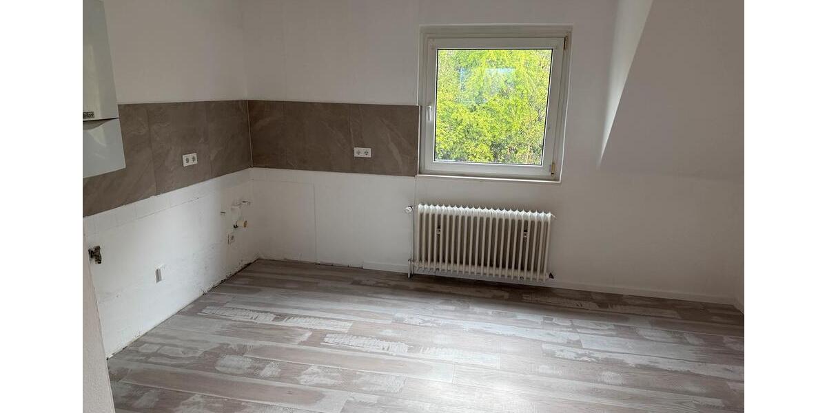 Dachgeschoßwohnung Dortmund Bövinghausen - 4.5 Zimmer, 97 m&sup2;, 930&euro; | Angebot:25947623
