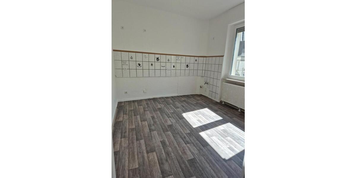 Etagenwohnung Hagen - 4 Zimmer, 96 m&sup2;, 770&euro; | Angebot:26674364