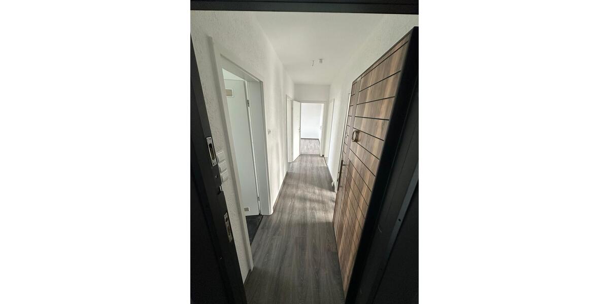 Etagenwohnung Lüdenscheid - 3 Zimmer, 75 m&sup2;, 500&euro; | Angebot:25944893