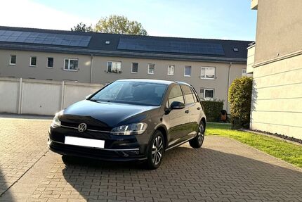 VW Golf 212.000 km 8.900 &euro; Bochum 44809