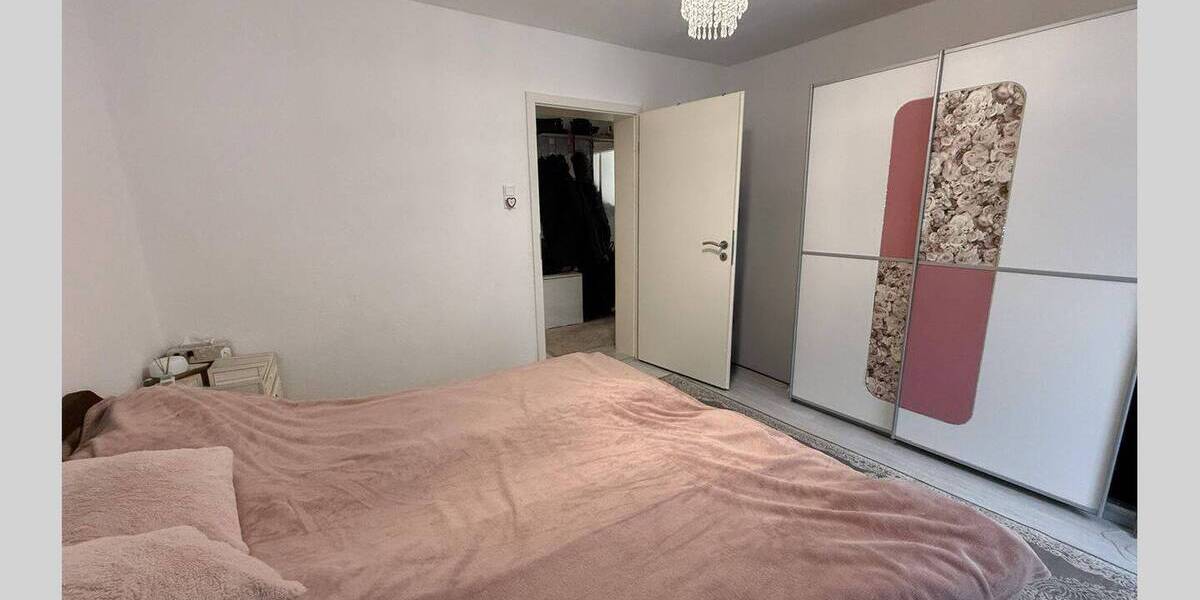 Etagenwohnung Lüdenscheid Staberg - 2 Zimmer, 79 m&sup2;, 96.500&euro; | Angebot:25971285