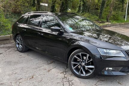 Skoda Superb 97.600 km 25.900 &euro; Dortmund 44287