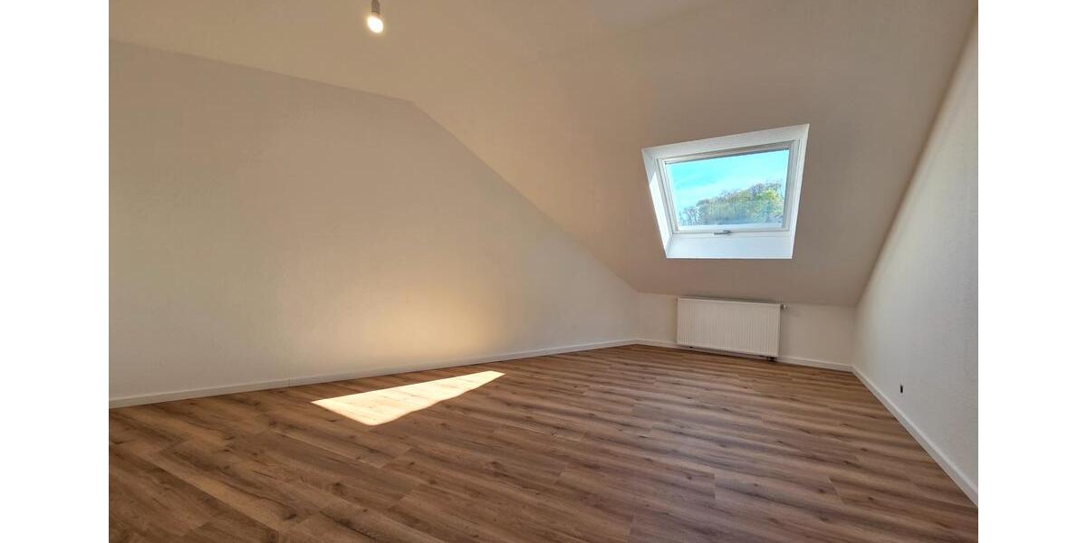 Dachgeschoßwohnung Balve - 3 Zimmer, 56 m&sup2;, 440&euro; | Angebot:26283496