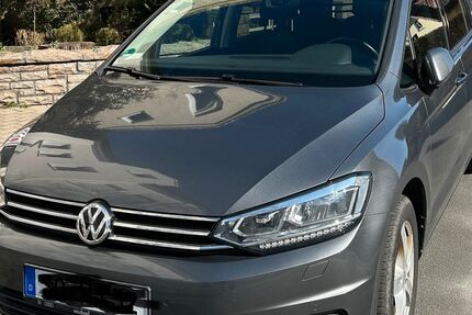 VW Touran 71.000 km 22.700 &euro; Wickede 58739