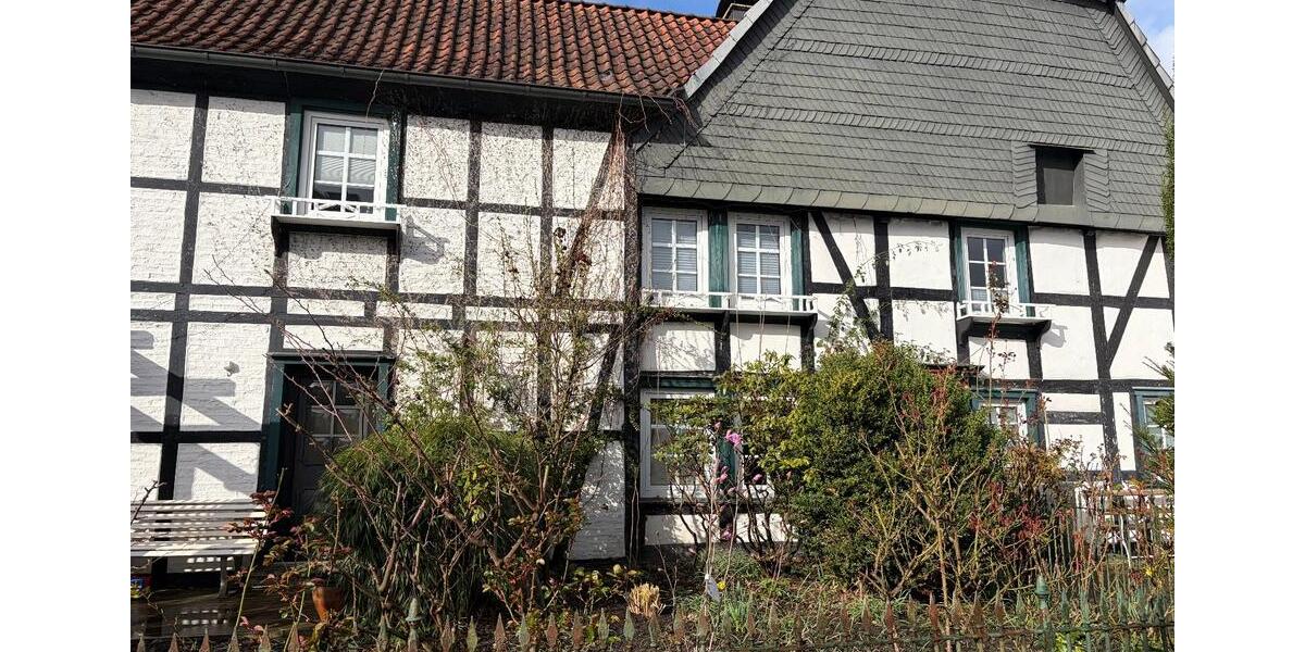 Erdgeschoßwohnung Balve - 3 Zimmer, 80 m&sup2;, 650&euro; | Angebot:25974919