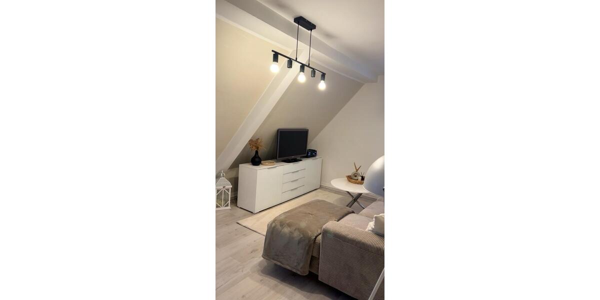 Dachgeschoßwohnung Kamen - 2 Zimmer, 48 m&sup2;, 450&euro; | Angebot:25976764