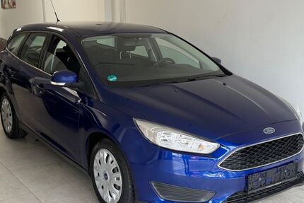 Ford Focus 100.000 km 5.499 &euro; Schwerte 58239