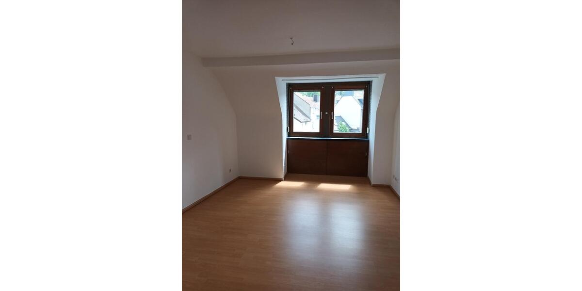 Dachgeschoßwohnung Hagen - 2 Zimmer, 50 m&sup2;, 310&euro; | Angebot:27586590