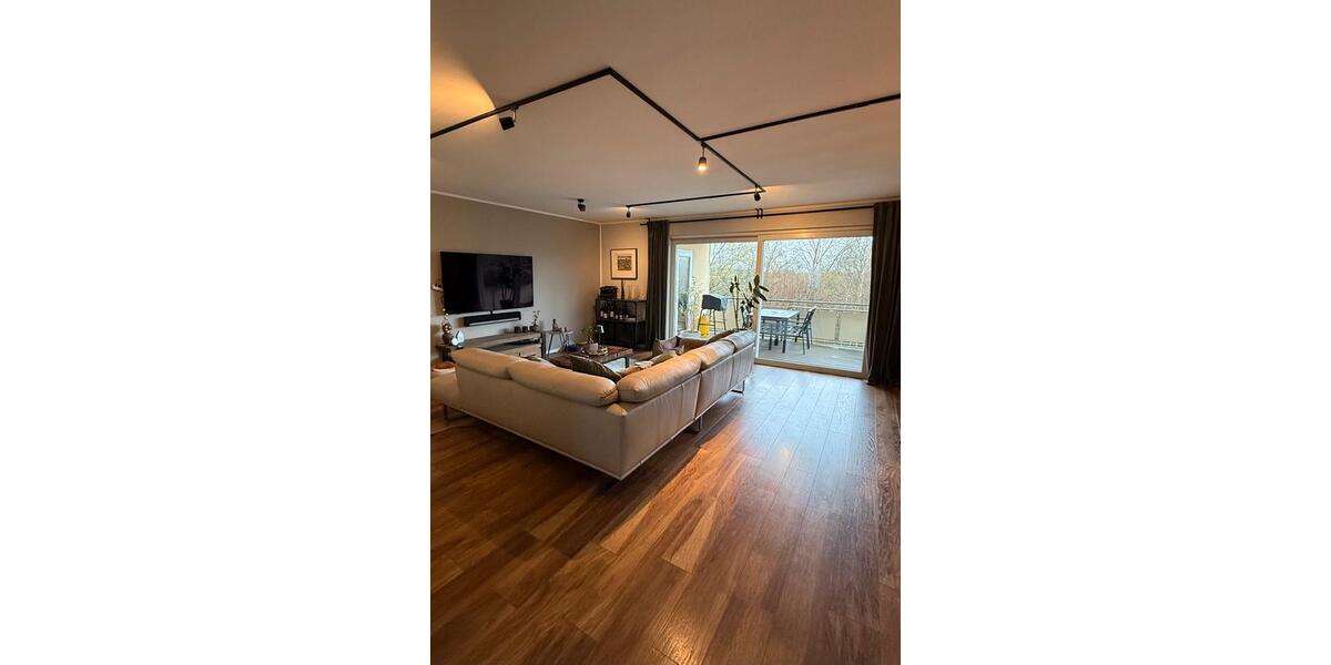 Etagenwohnung Dortmund Aplerbeck - 4 Zimmer, 120 m&sup2;, 1.752&euro; | Angebot:25979634