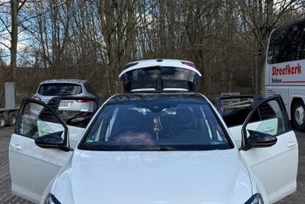 VW Golf 157.000 km 21.000 &euro; Dortmund 44145