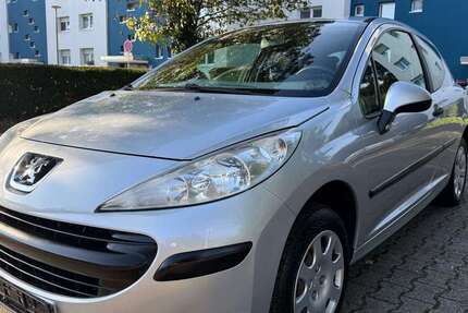 Peugeot 207 164.000 km 2.400 &euro; Bochum 44869