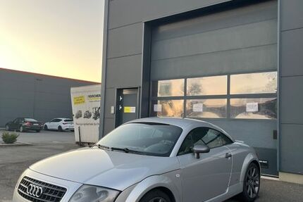 Audi TT 217.000 km 6.999 &euro; Castrop-Rauxel 44575