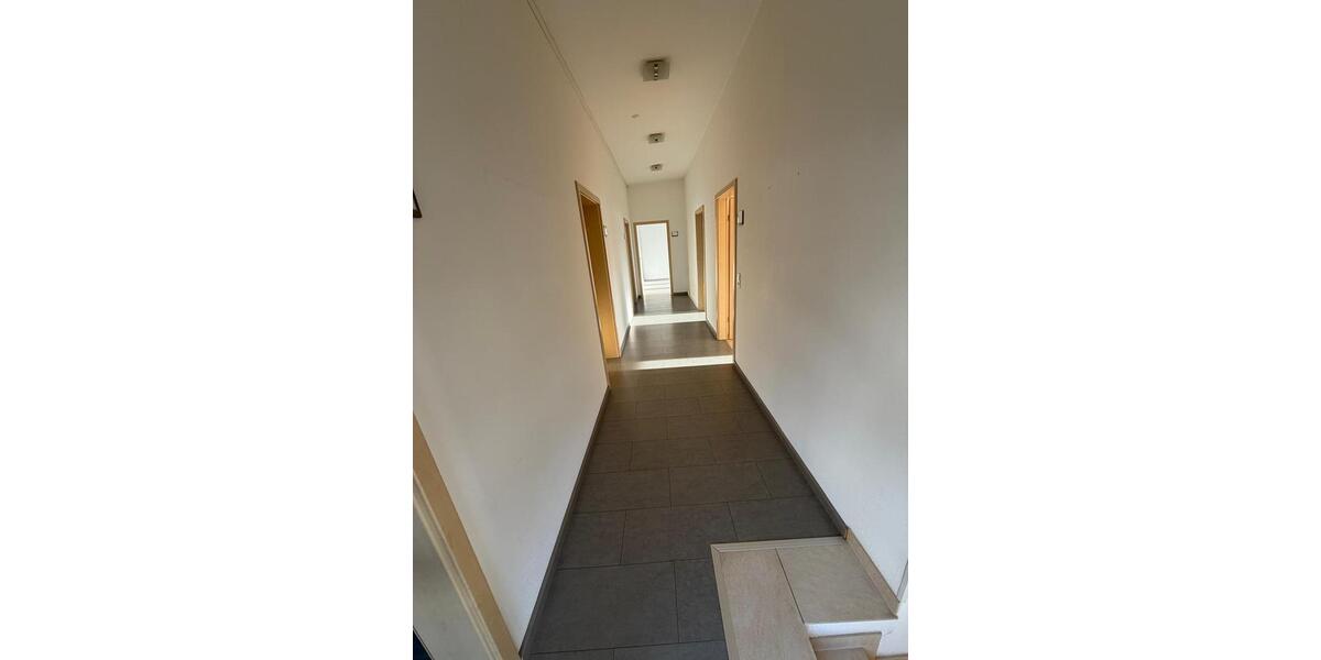 Gewerbeobjekt Holzwickede - 1.600&euro; | Angebot:25377380